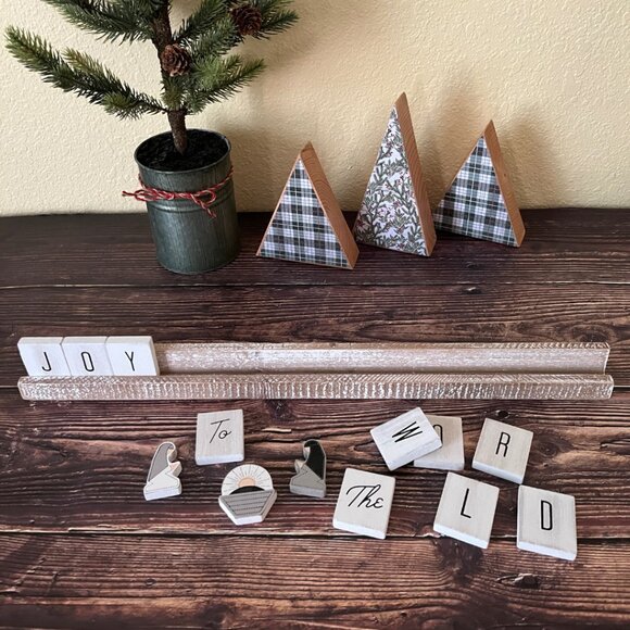CLEARANCE!Wooden Ledgie Kit - JOY TO THE WORLD / 20"x2"x1" / White Black Grey - Picture 4 of 5